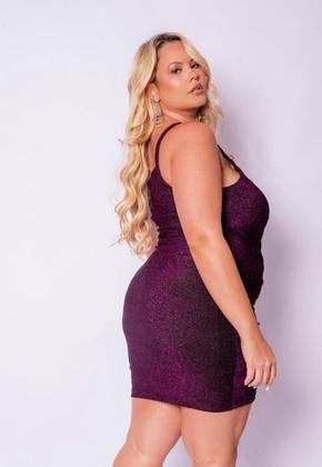 Imagem de Vestido Plus Size Ajuste Frontal e Brilho