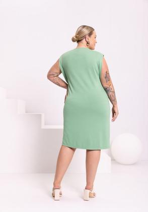 Imagem de Vestido Plus Size Curto Com Recorte No Busto Lunender 49201