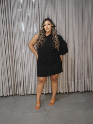Imagem de Vestido Plus Size Curto Preto Casual Mula Manca Festa Soltinho Ajustável Ao Corpo