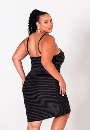 Imagem de Vestido Plus Size Detalhe Lurex e Cirre