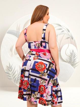 Imagem de Vestido Plus Size Floral Midi Com Alças Charme E Conforto