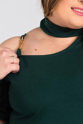 Imagem de Vestido Plus Size Malha Viscose Detalhe Decote, Corrente Alça e Barra em Tule