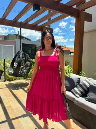 Imagem de Vestido Plus Size Midi Evasê Com Alças De Amarração E Detalhe Lastex