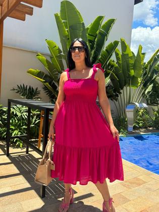 Imagem de Vestido Plus Size Midi Evasê Com Alças De Amarração E Detalhe Lastex
