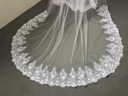 Imagem de Véu De Noiva 3 ou 4 Metros Longo Largo Com Renda Mantilha C/ Pente V10