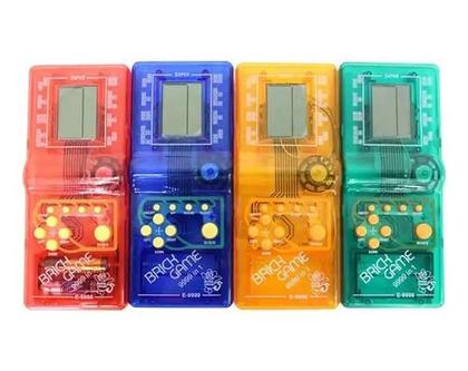 Imagem de Vídeo Game Mini Portátil Antigo Retrô Clássico Jogos