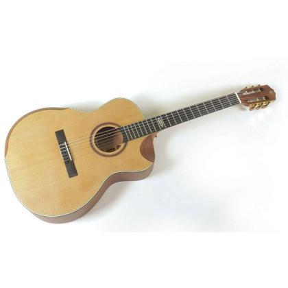 Imagem de Violão Nylon Strinberg Galaxy SC301HCR NS Efeitos