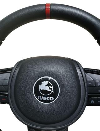 Imagem de Volante Esportivo 37cm Caminhão Iveco Eurotech Preto S/ Comandos