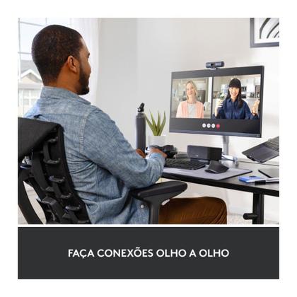 Imagem de Webcam + Suporte Logitech Brio 500 Full HD, 1080p, 30 FPS, com Microfones Duplos, USB, Suporte Incluso, Grafite - 960-001412