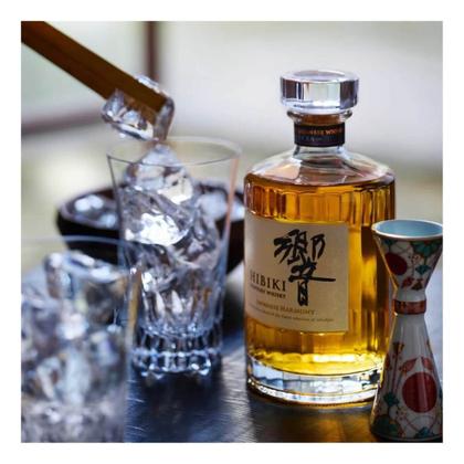 Imagem de Whisky japones hibiki harmony 700 ml