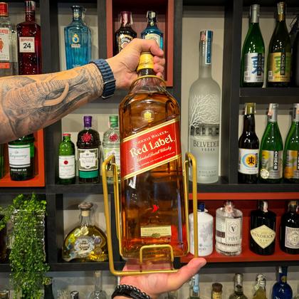 Imagem de Whisky Johnnie Walker Red Label 3l + Suporte Balanço