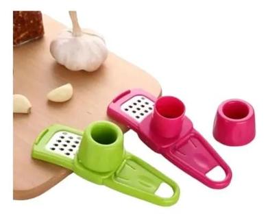 2 Mini Ralador Fatiador Tritura Alho Gengibre Plástico E Inox rosa e verde