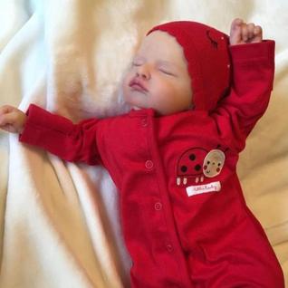 Bebê Reborn  Boneca Realista De Olhos Fechados Em Silicone Pode Dar Banho