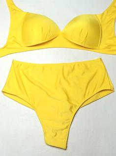 Biquíni plus size meia taça com bojo cintura alta hot pants