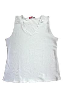 Blusa Regata Branca Fêmena - Elegante e Versátil