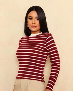 Blusinha Antonella Listrada: O Charme das Listras no Seu Look