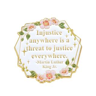 Brooch Pins, emblema de liga de esmalte com design de cotação, 4x4cm