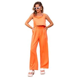 Calça Feminina Alfaiataria com Pregas Pantalona em Crepe de Alfaiataria