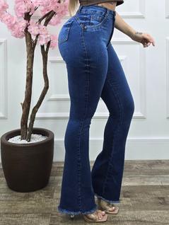 Calça Jeans Feminina Flare Cintura Alta Cós Alto Lycra Elastano Levanta Empina Bumbum Boca