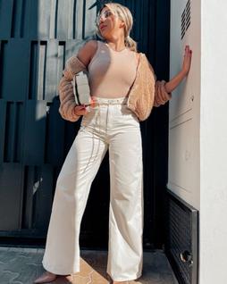 Calça pantalona off white