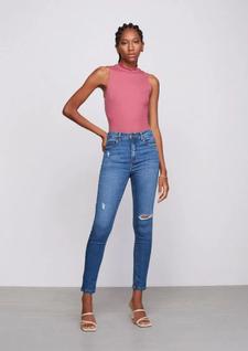Calça Super Skinny feminina em jeans em algodão