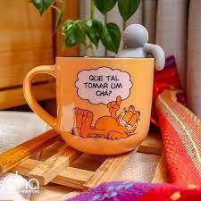 Caneca com Infusor Garfield  Que tal tomar um Chá 350ml