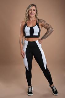 Conjunto Fitness Feminino Calça Legging Cintura Alta Detalhe Recorte E Top Cropped Trançad