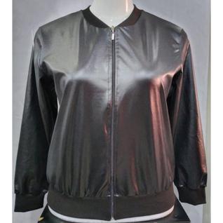 Jaqueta feminina bomber em material sintético cirrê com fecho em zíper plus size