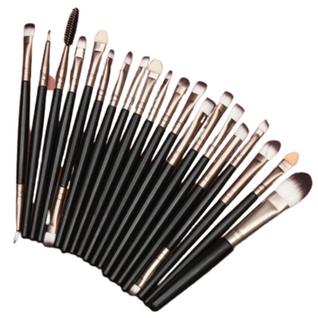 Kit 20 Pinceis Macios De Maquiagem Olhos Boca Pele Contorno
