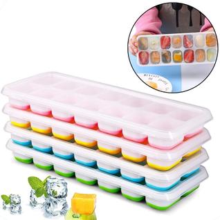 Kit 4 Formas de Gelo Cubo com Tampa Rígida e Fundo Silicone