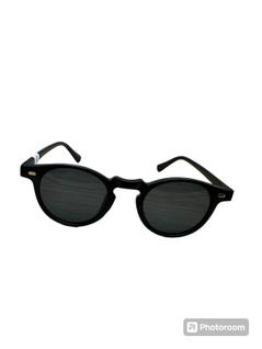 Óculos Redondo Preto