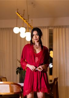 Robe em liganet com detalhes em renda