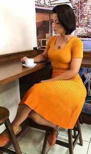 Saia de Tricot Modelagem Midi Plissada