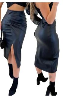 Saia midi couro drapiada com fenda moda femenina