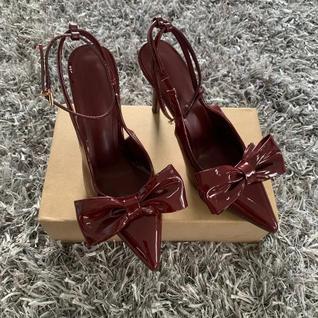 Sapatos De Festa Para Mulheres Com Salto Alto E Fivela No Tornozelo Em Forma De Borboleta