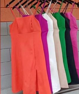 Vestido de alfaiataria midi