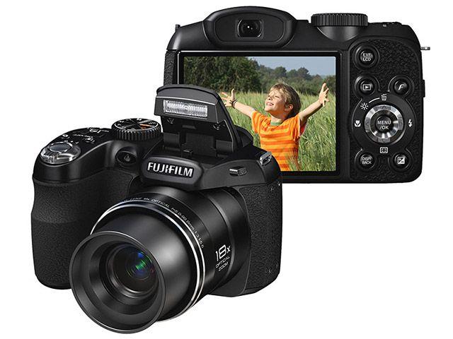 Câmera Digital Fujifilm S2980 14MP LCD 3” - Zoom Óptico 18x