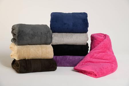 Imagem de 2 Cobertores Mantinha 2,00m x 1,80m Cores Variadas Anti Alérgica