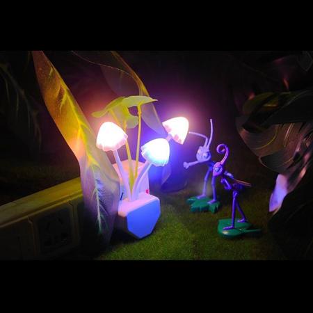 Imagem de 2un Luminária Abajur Infantil Led Cogumelos Sensor Noturno Automático