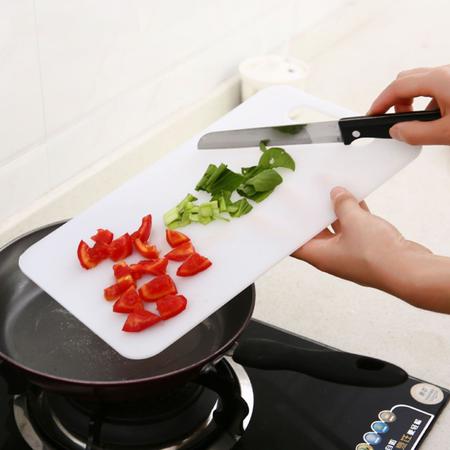 2un Tabua De Corte Carne Churrasco Higiénica Pvc Branca 30cm - Clink Imagem de 2un Tabua De Corte Carne Churrasco Higiénica Pvc Branca 30cm