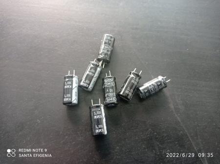 Imagem de 50x Capacitor Eletrolítico 2200uf/10v 105 10x20mm Pre