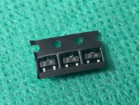 Imagem de 50x Transistor 2n3906 Kmbt3906 2a Smd Sot23 Pnp 0,2amp 40v