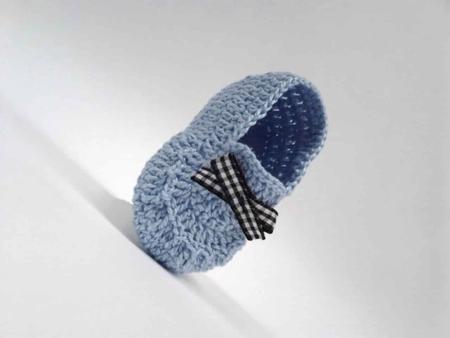 A427 Sapatinho de croche para bebe masculino azul bebe com lacinho xadrez  branco e preto - Sapatinho de Bebê - Magazine Luiza