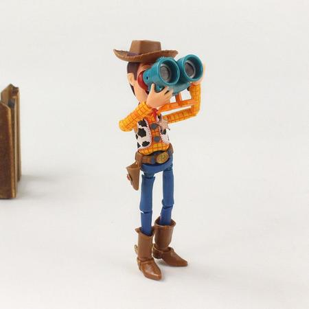 Imagem de Action figure woody xerife toy story boneco articulado disney 16cm
