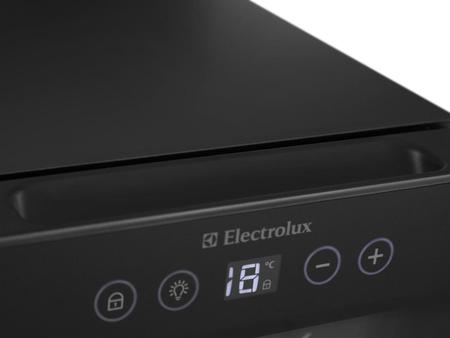 Imagem de Adega Climatizada Electrolux 8 Garrafas ACS08