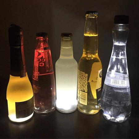 Imagem de Adesivo LED Vermelho Pisca para Copos de Bebidas Drinks Criativos - 1 unidade