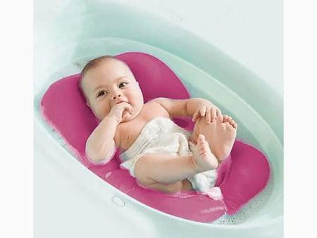 Imagem de Almofada De Banho Bebê  Rosa Formato Anatômico Segura E Prática