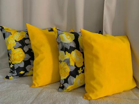 Imagem de Almofada Enchimento Grande Colorida Cheio Presente Namorada Para Sofa
