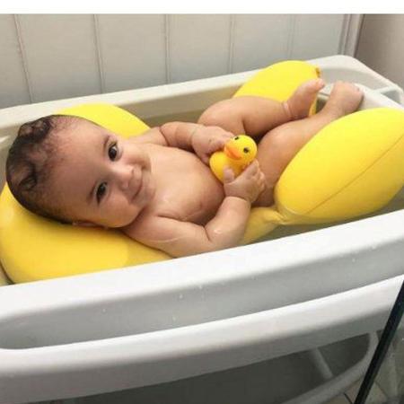 Imagem de Almofada para banho amarelo Buba Baby