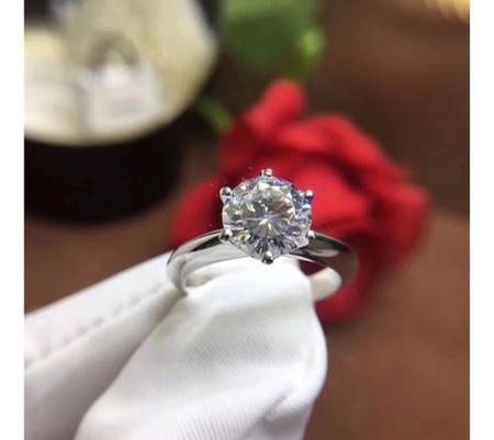 Imagem de Anel Feminino Noivado/casamento/formatura Ouro Branco 18 K